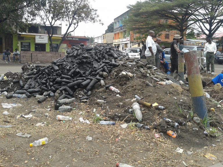 RD Congo: Nos Rigoles sont leurs Poubelles?